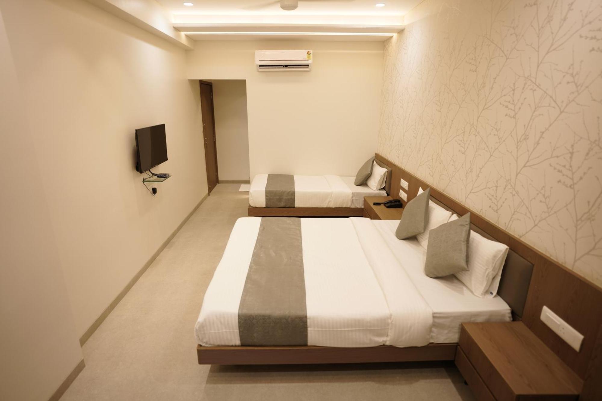A Square Executive Hotel Aurangabad  Exterior foto
